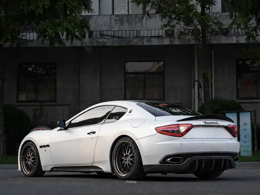 Maserati Granturismo 2010 — фото 3