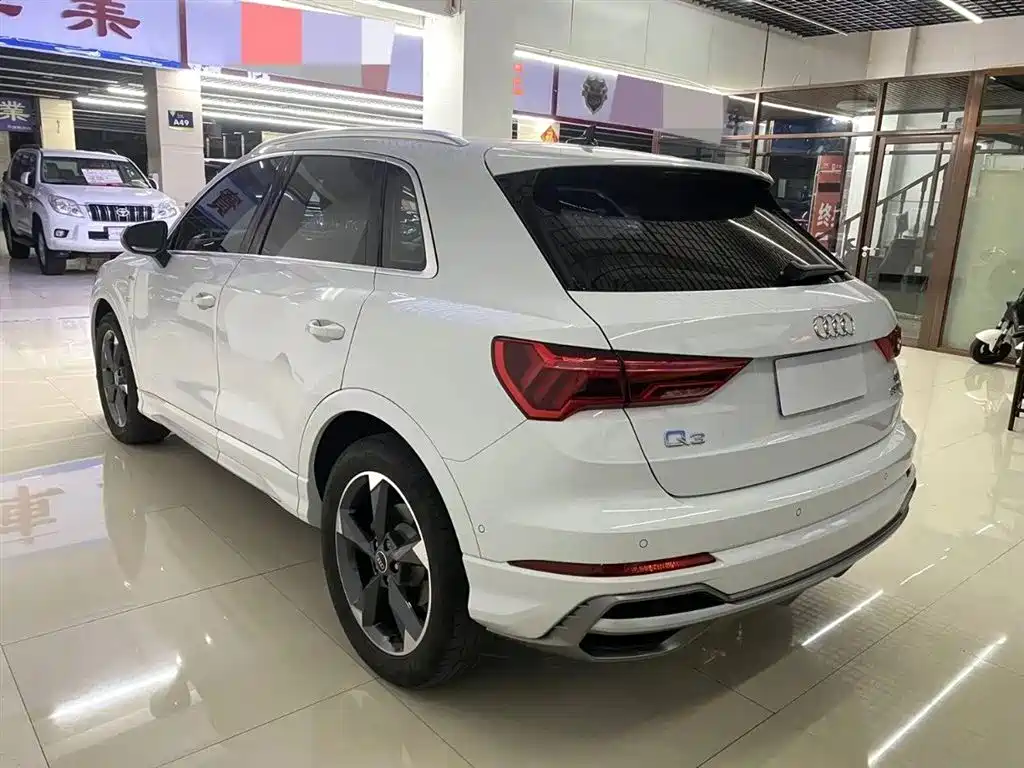Audi Q3 2022