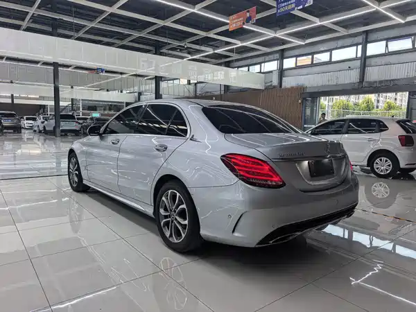 Mercedes-Benz C-Class 2017