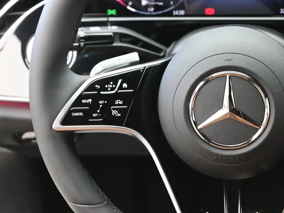 Mercedes-Benz E-Class 2026 — фото 17