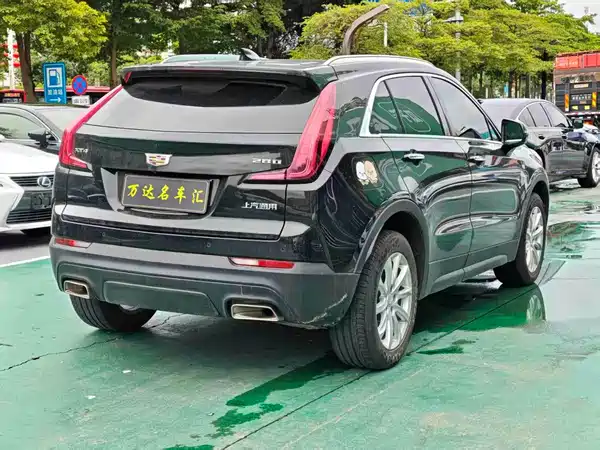 Cadillac XT4 2021