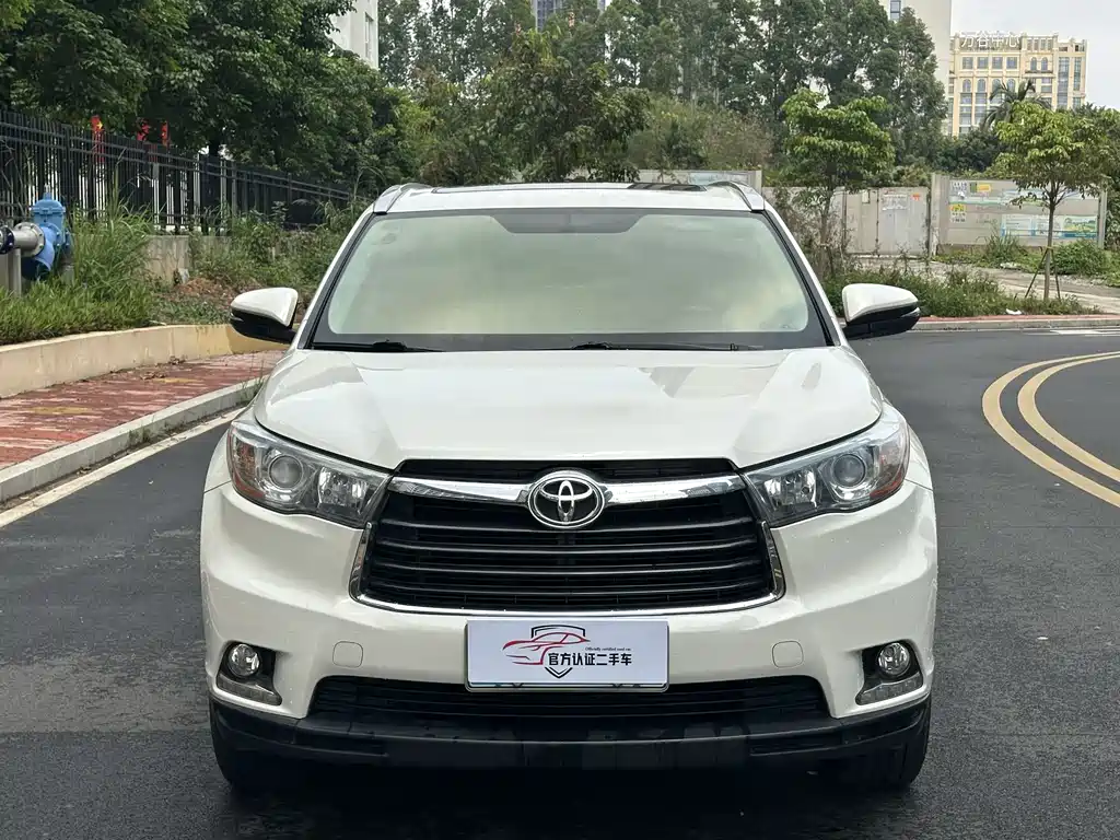 Toyota Highlander 2016 — фото 2