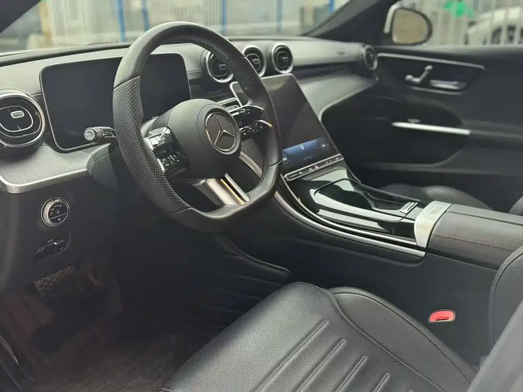 Mercedes-Benz C-Class 2022 — фото 4
