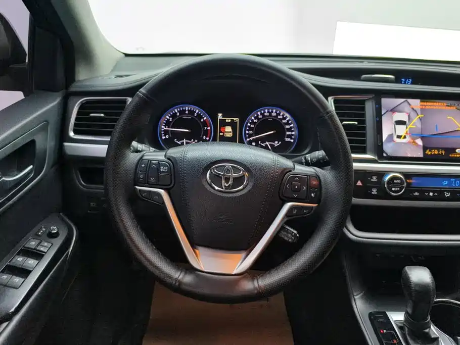 Toyota Highlander 2019 — фото 15