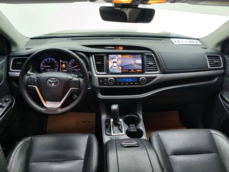 Toyota Highlander 2019 — фото 12