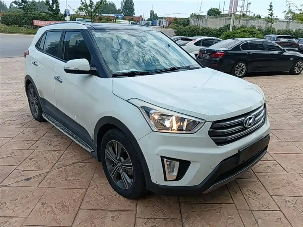 Hyundai ix25 2015 — фото 4