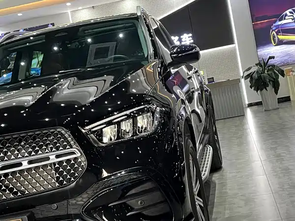 Mercedes-Benz GLE 2025
