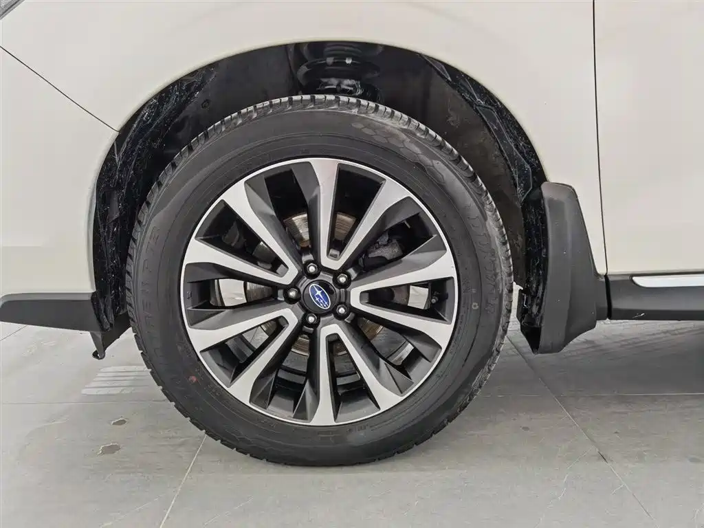 Subaru Forester 2016 — фото 17