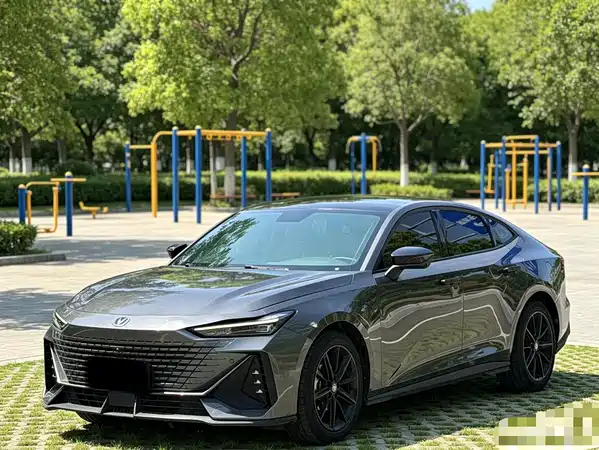 Changan UNI-V 2023