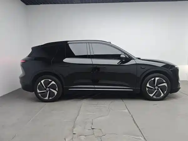 NIO ES6 2024