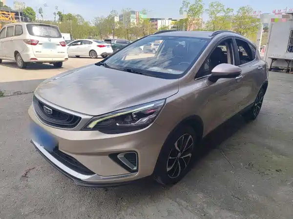 Geely Emgrand GS 2021
