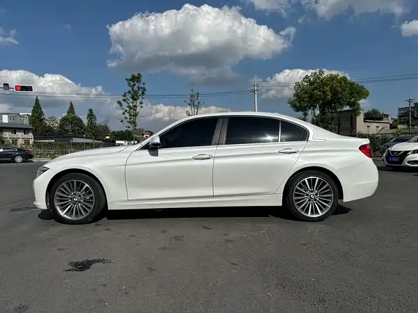 BMW 3 Series 2019