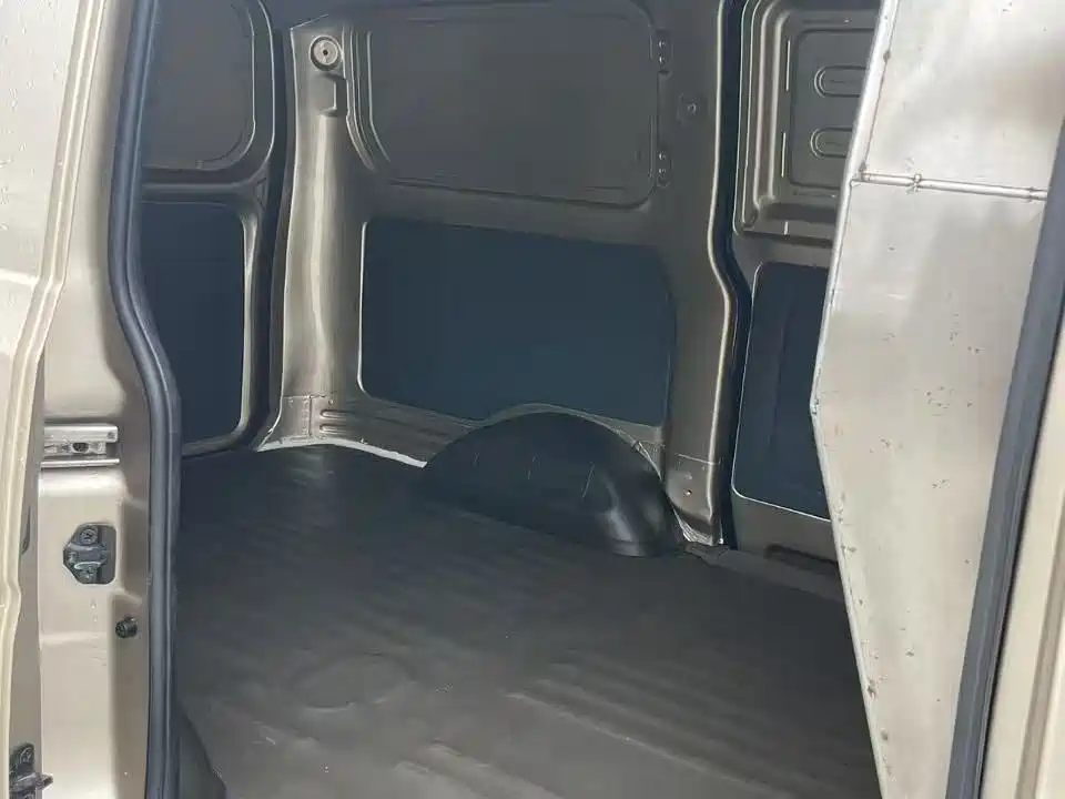 Wuling Rongguang V 2019