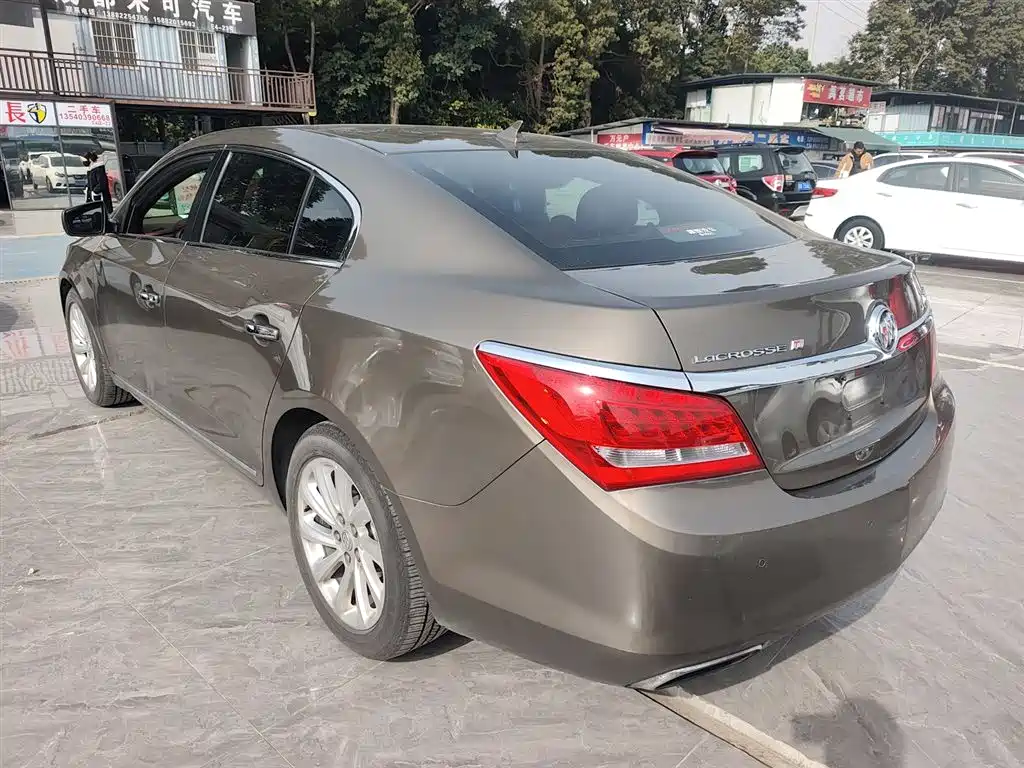 Buick LaCrosse 2015 — фото 21