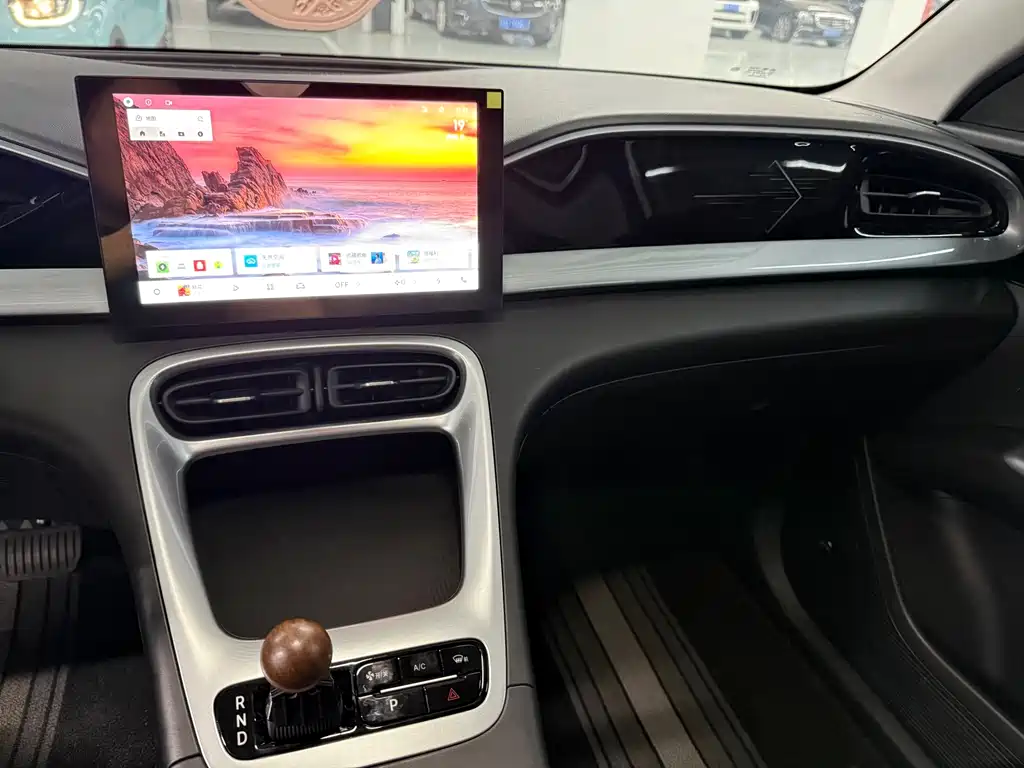 Geely Galaxy Starwish 2025