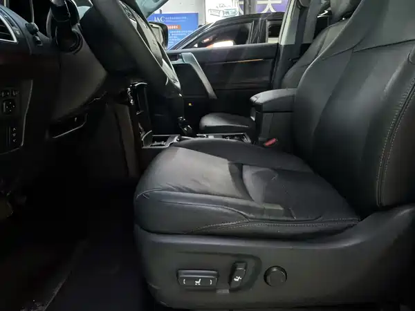 Toyota Prado 2017