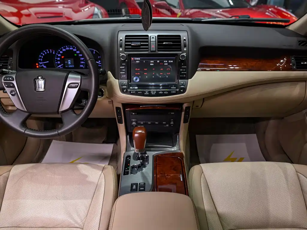 Toyota Crown 2014 — фото 11