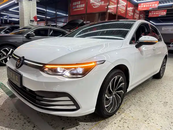 Volkswagen Golf 2022