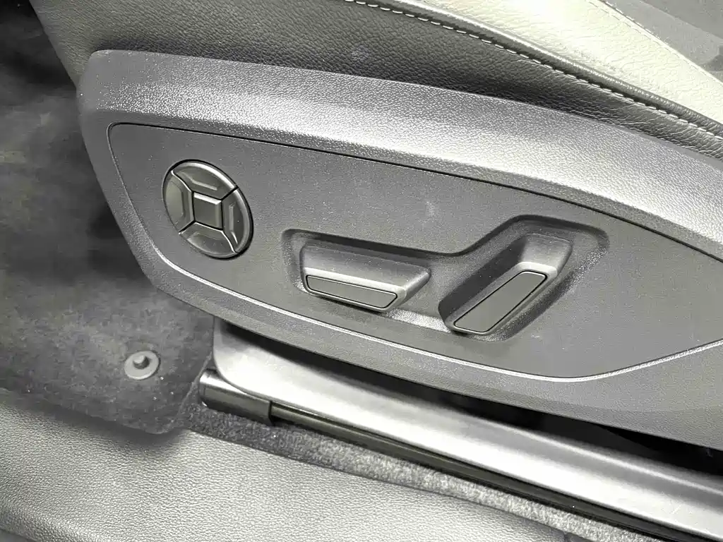 Audi Q3 2023 — фото 14