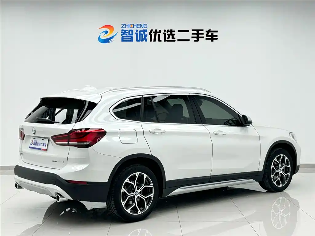 BMW X1 2022 — фото 22