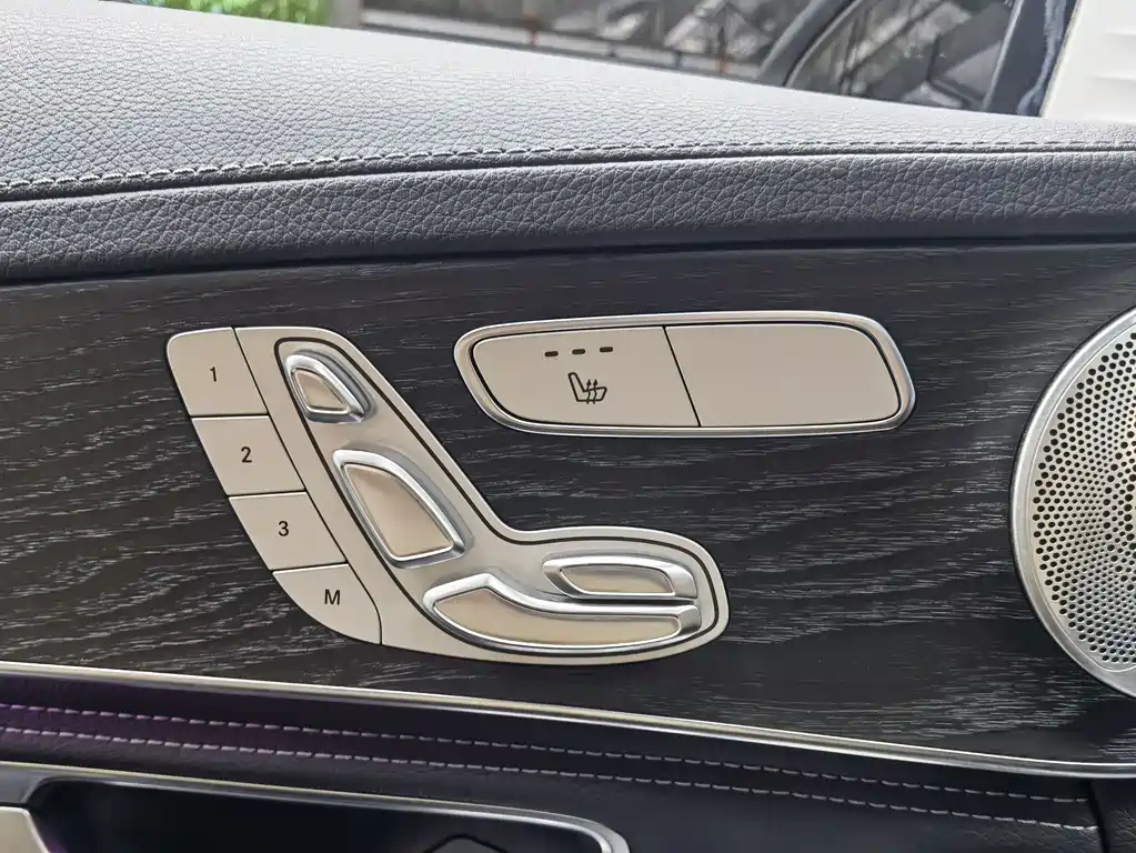 Mercedes-Benz C-Class 2020 — фото 14