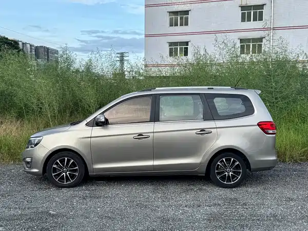 Dongfeng Fengxing S500 2017