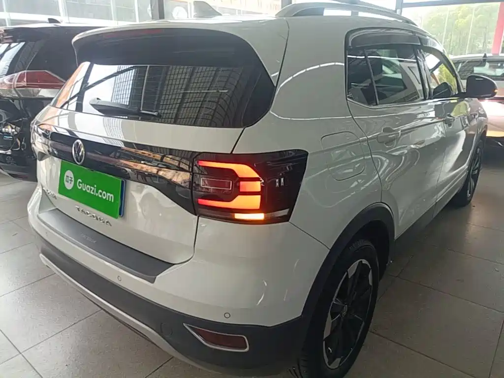 Volkswagen Tacqua 2021