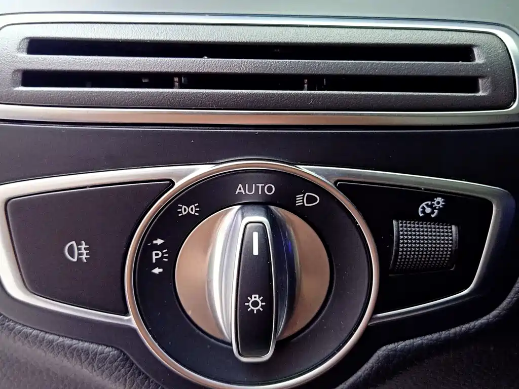 Mercedes-Benz GLC 2021 — фото 14