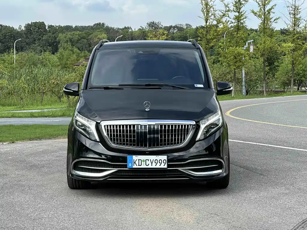 Mercedes-Benz V-Class 2021 — фото 2