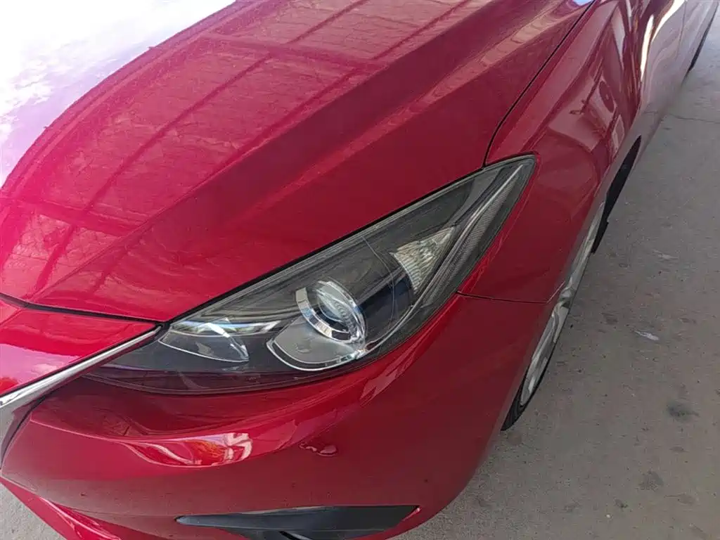 Mazda 3 Axela 2014 — фото 24