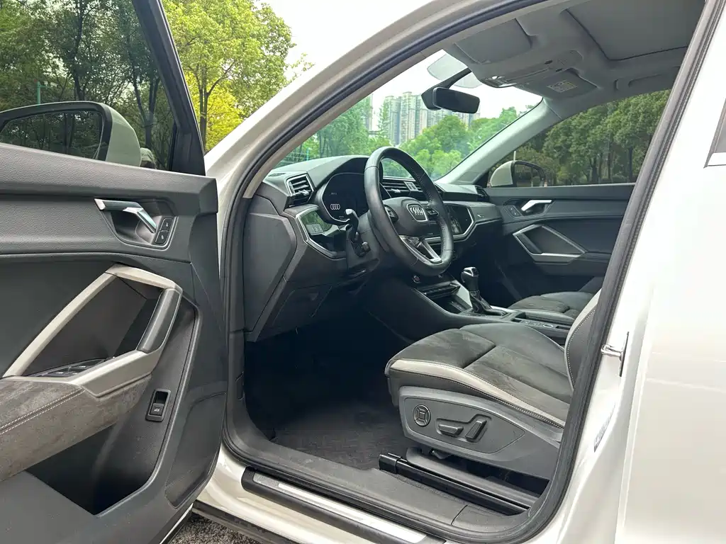 Audi Q3 2022