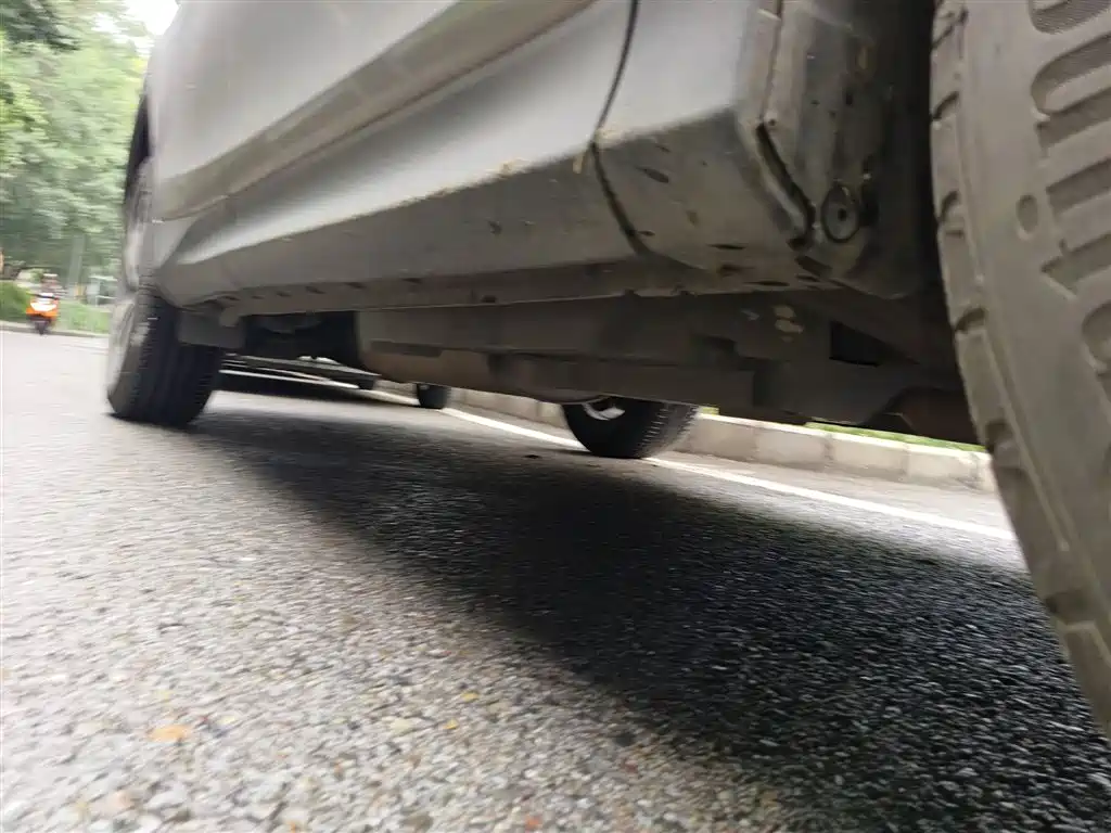 Toyota RAV4 2015 — фото 16