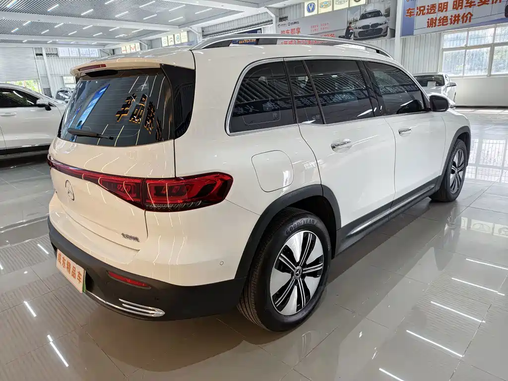 Mercedes-Benz EQB 2023