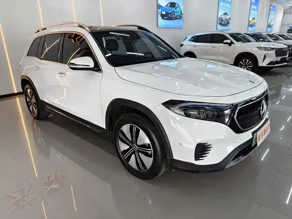 Mercedes-Benz EQB 2023