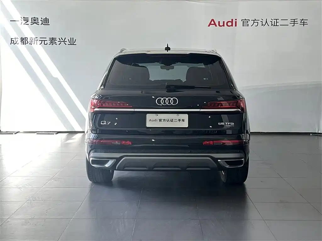 Audi Q7 2021 — фото 5