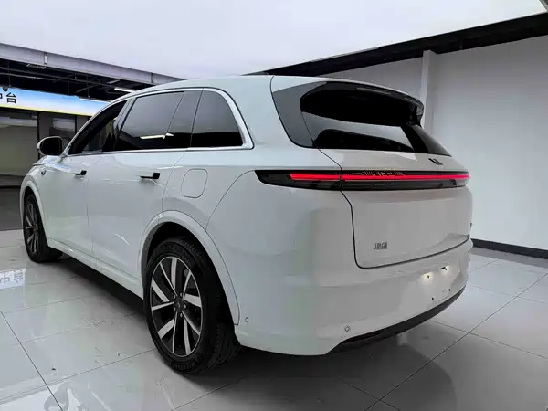 Li Auto L7 2023