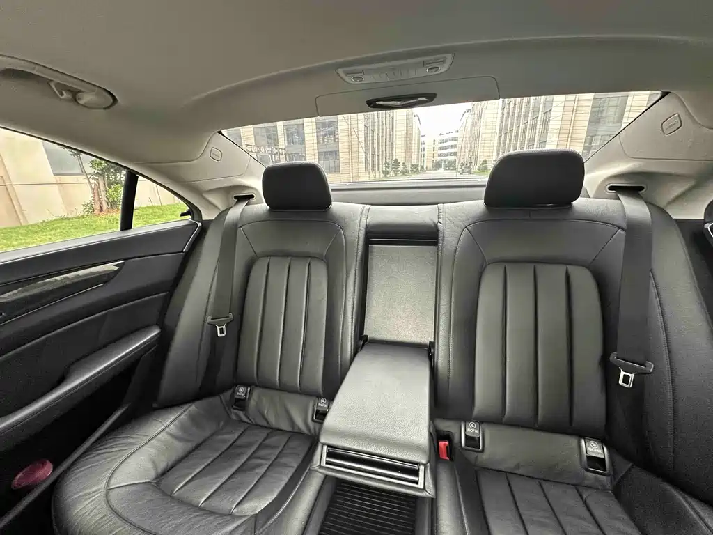 Mercedes-Benz CLS 2015 — фото 14