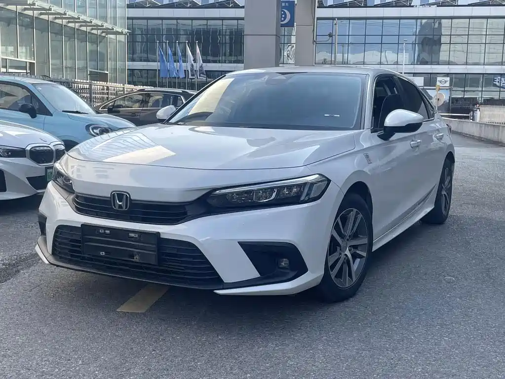 Honda Civic 2023 — фото 1