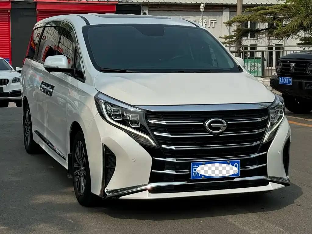 GAC Trumpchi M8 2022 — фото 3
