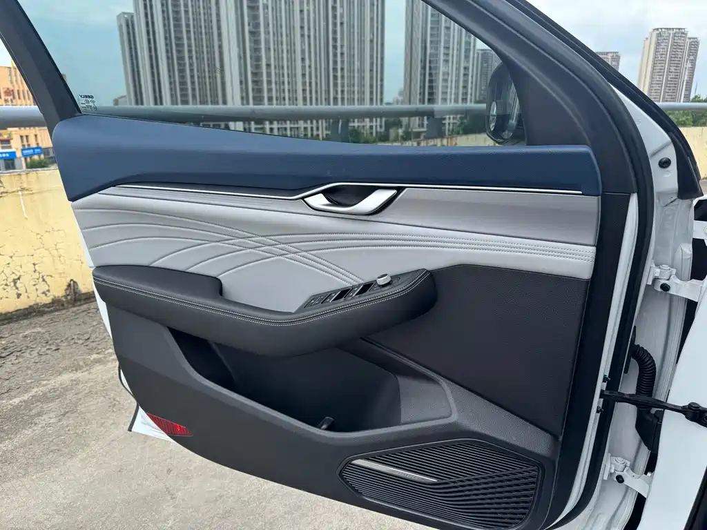 Geely Xingrui 2022 — фото 10