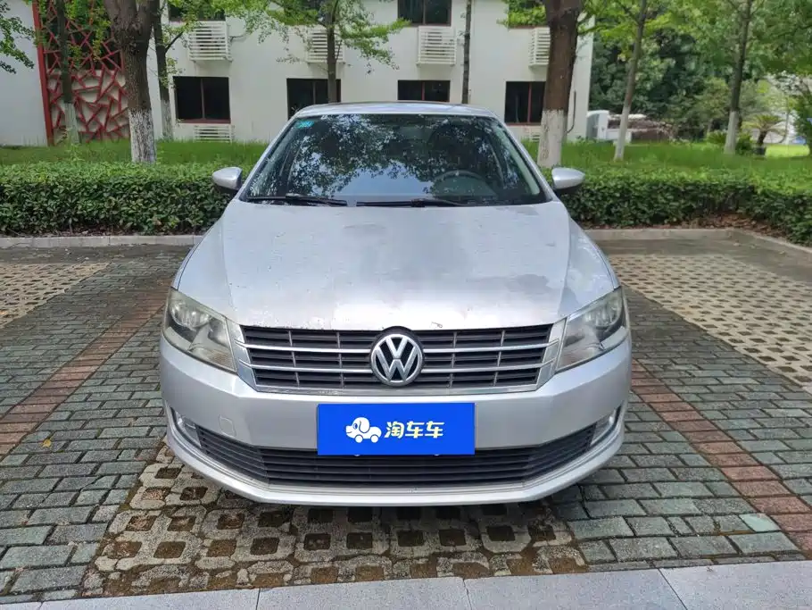 Volkswagen Lavida 2013