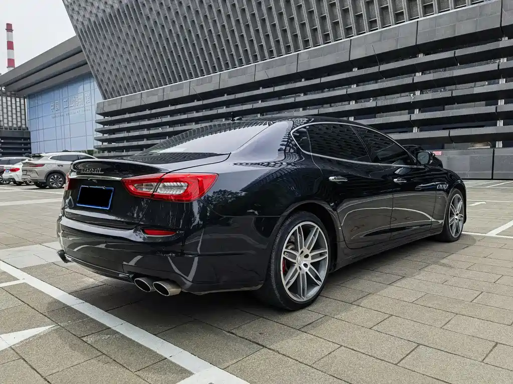 Maserati Quattroporte 2013 — фото 5