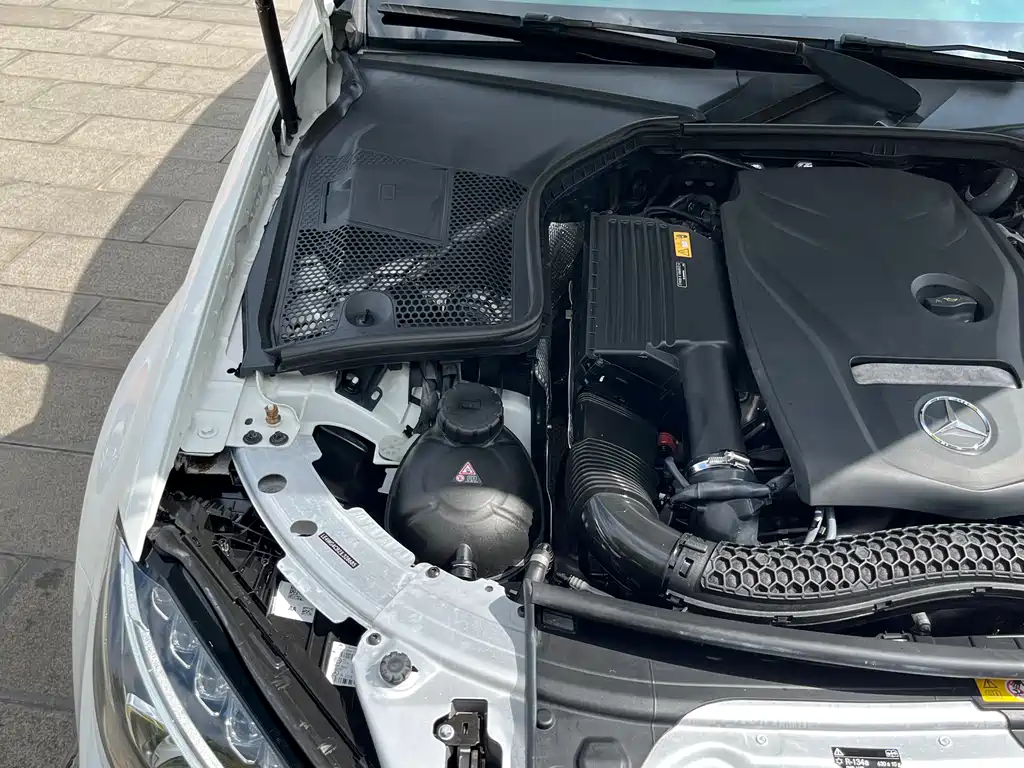 Mercedes-Benz C-Class 2018 — фото 25