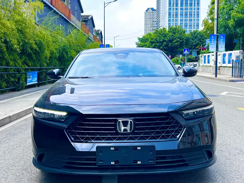 Honda Accord 2025 — фото 3