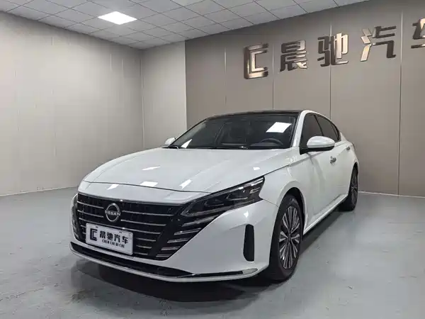 Nissan Teana 2025