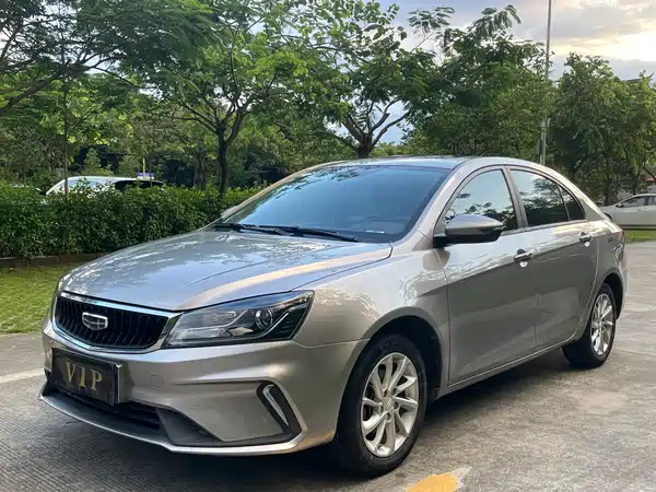 Geely Emgrand 2021