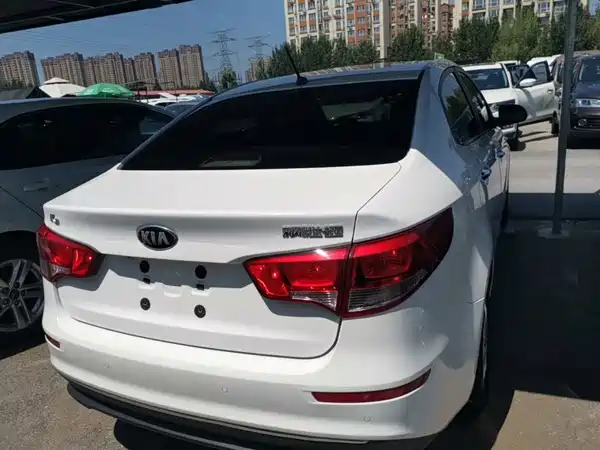 Kia K2 2016