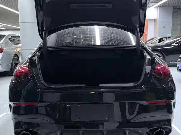 Mercedes-Benz CLA AMG 2025