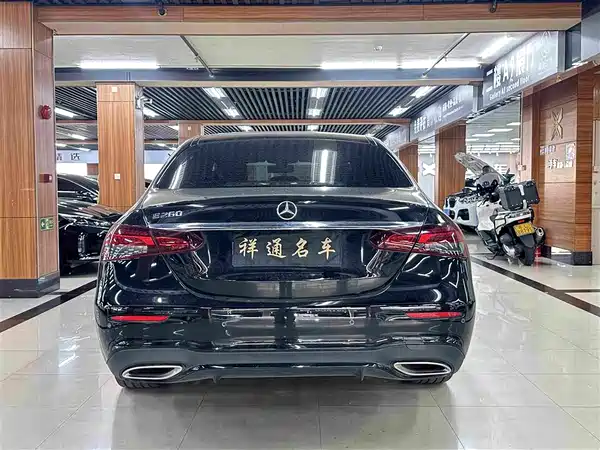 Mercedes-Benz E-Class 2023