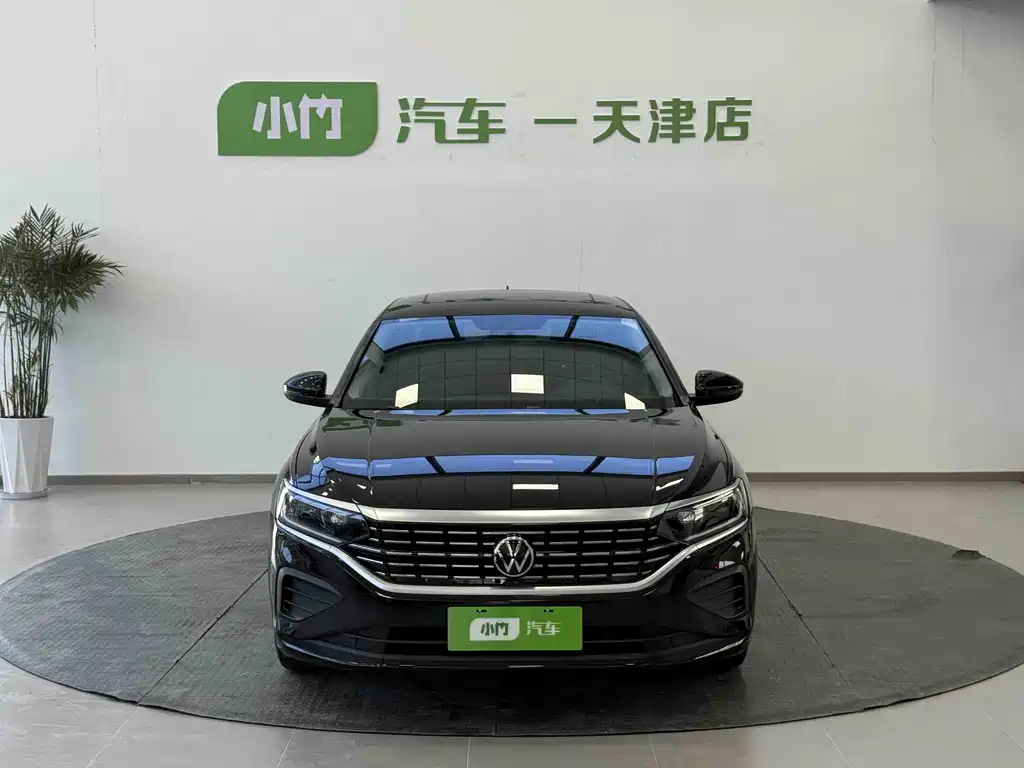 Volkswagen Passat 2022